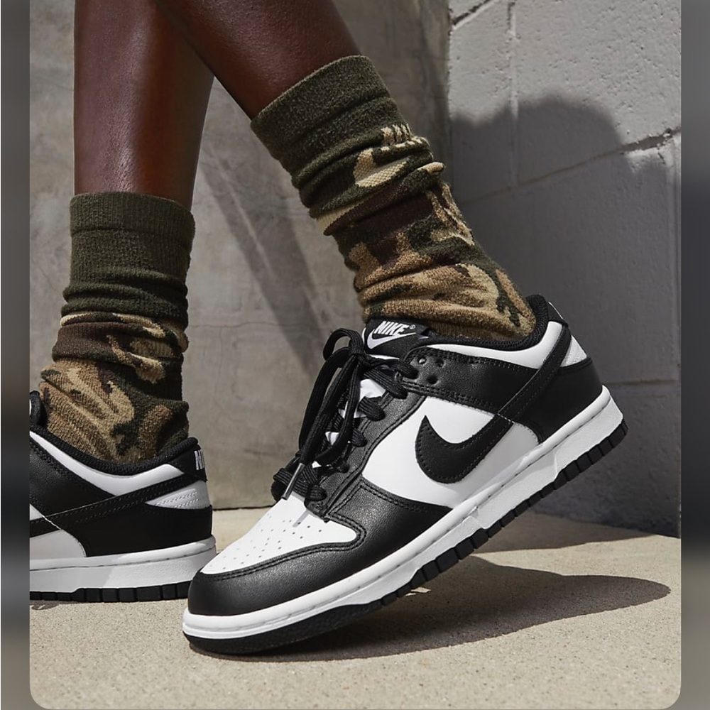Nike Dunk Low Women’s Panda Brand New